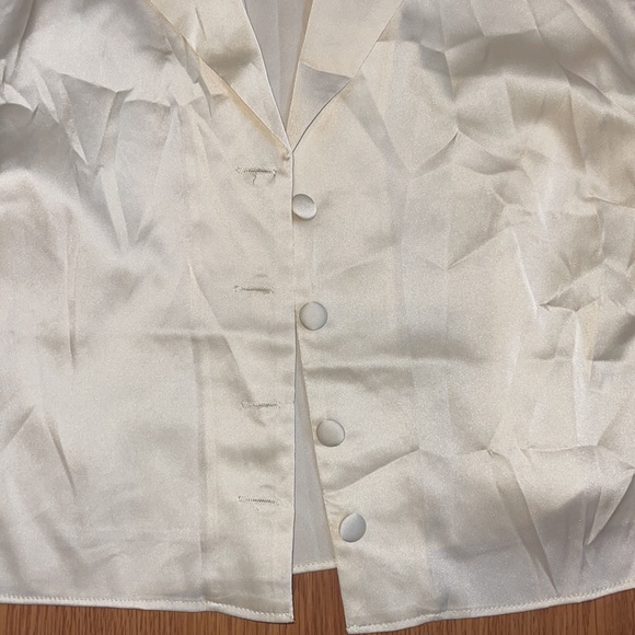 Cream Silk Button up crop New medium - Picture 3 of 5